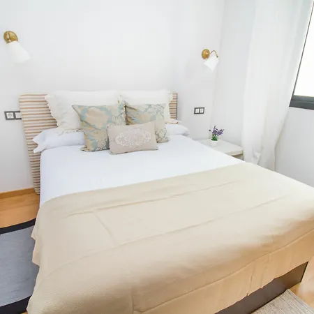 Beautiful One Bedroom Refino Apartment Malaga